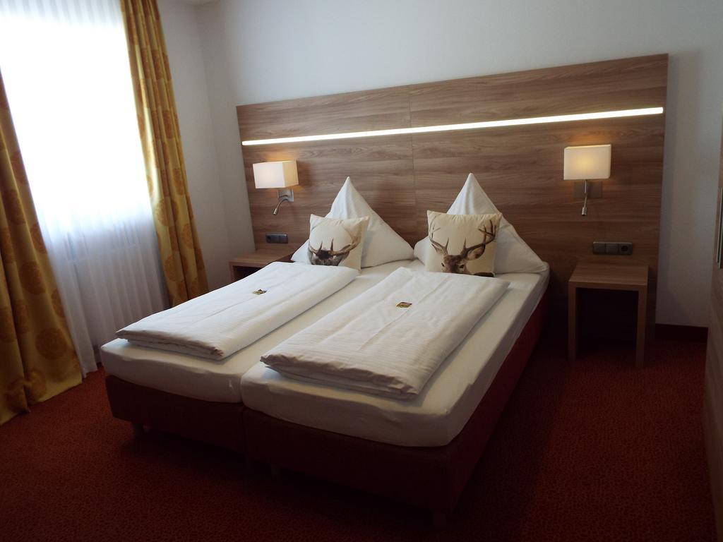 Hotel Isartaler Hof Wolfratshausen Pokój zdjęcie