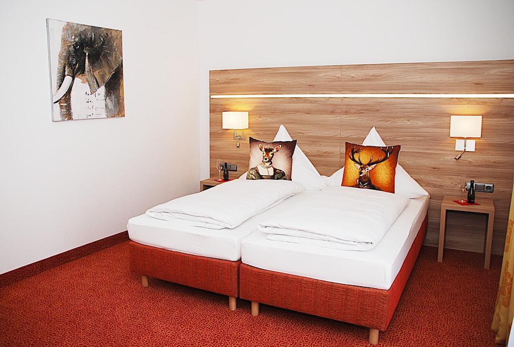 Hotel Isartaler Hof Wolfratshausen Pokój zdjęcie